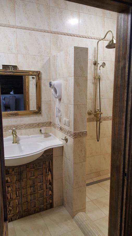 Folvark Gvozd Hotel Каменюки Екстериор снимка