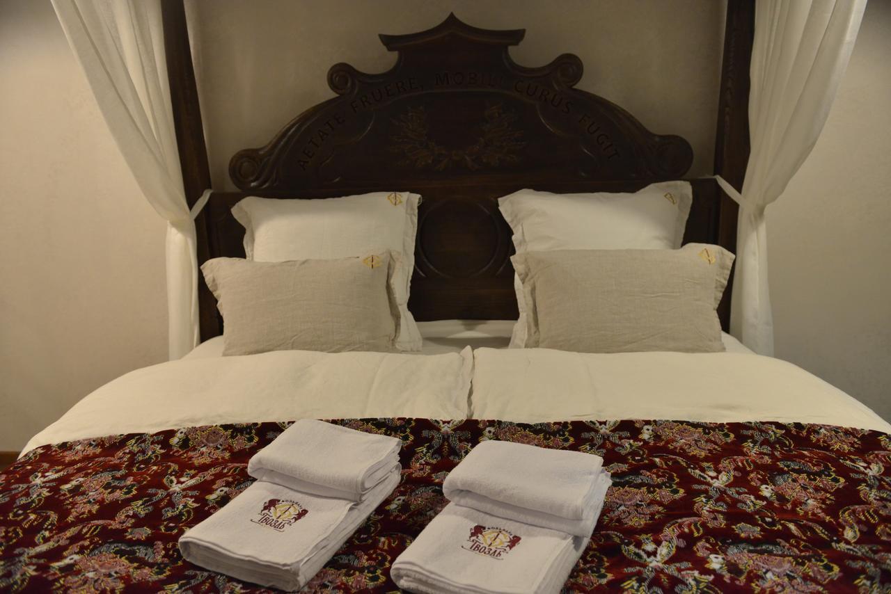 Folvark Gvozd Hotel Каменюки Екстериор снимка