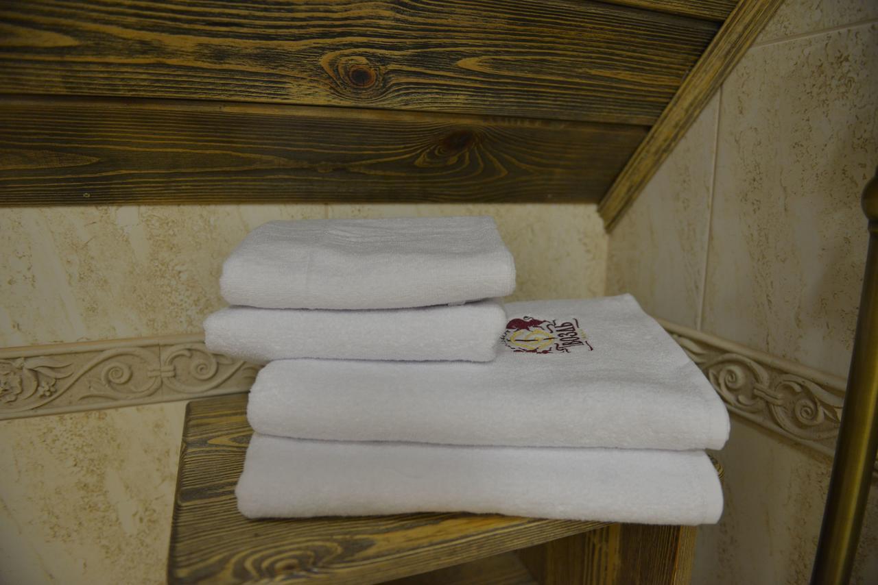 Folvark Gvozd Hotel Каменюки Екстериор снимка