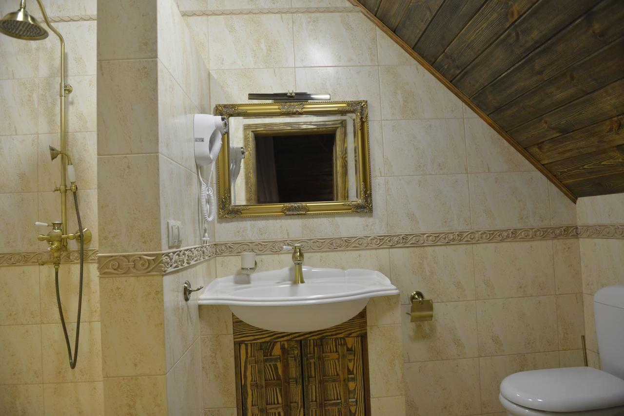 Folvark Gvozd Hotel Каменюки Екстериор снимка