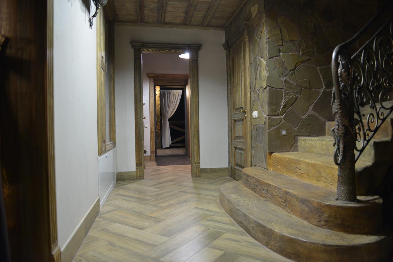 Folvark Gvozd Hotel Каменюки Екстериор снимка