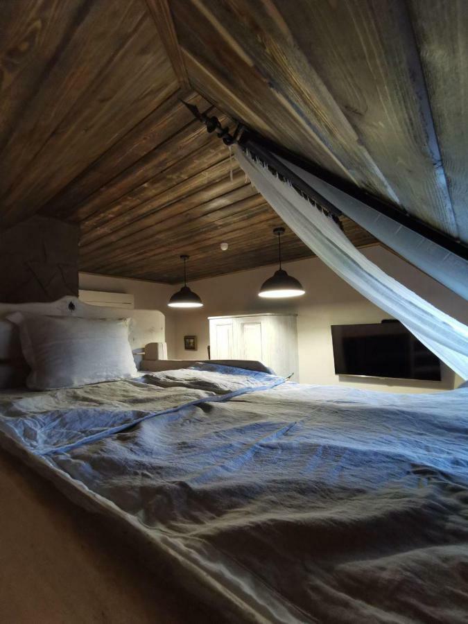 Folvark Gvozd Hotel Каменюки Екстериор снимка