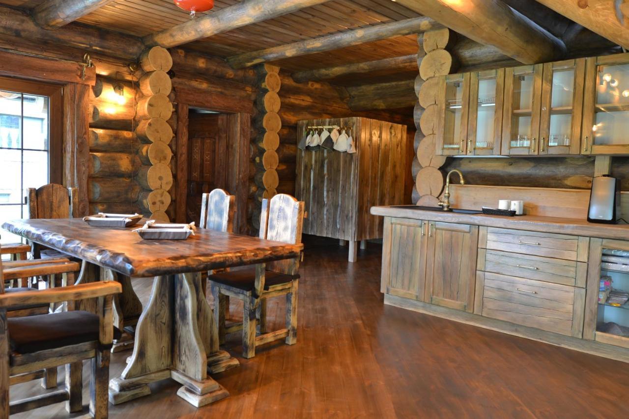 Folvark Gvozd Hotel Каменюки Екстериор снимка